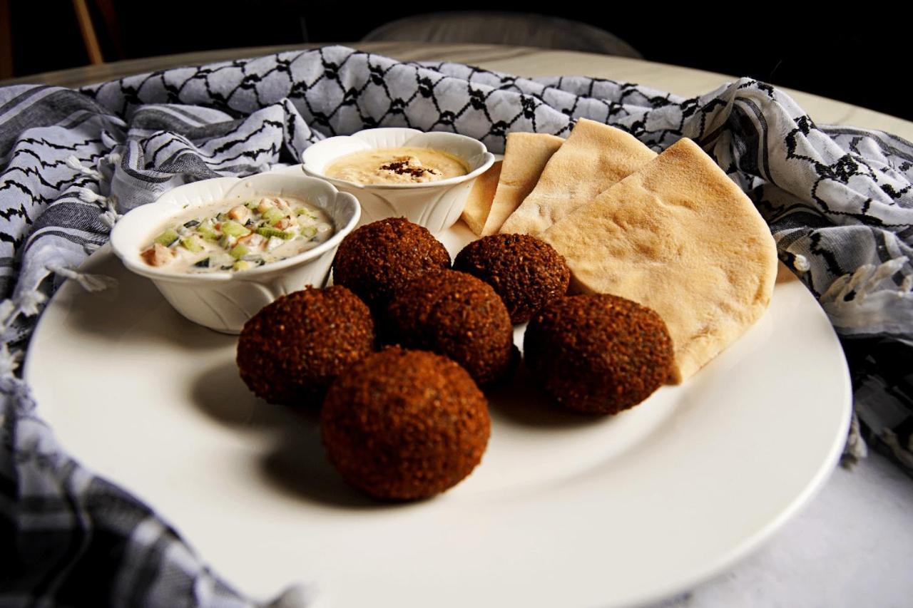Basha Hotel & Restaurant 산페드로술라 외부 사진