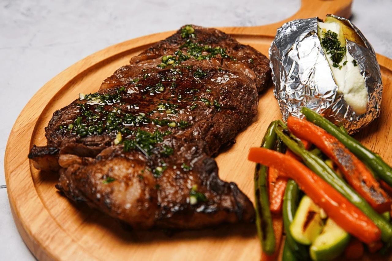 Basha Hotel & Restaurant 산페드로술라 외부 사진