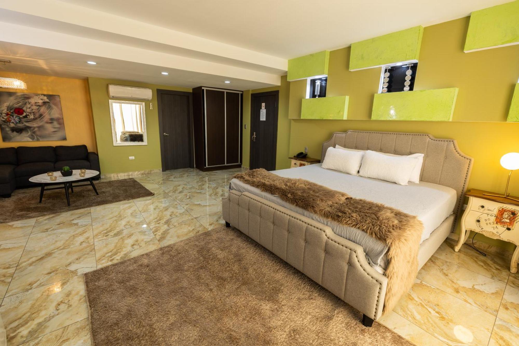 Basha Hotel & Restaurant 산페드로술라 외부 사진