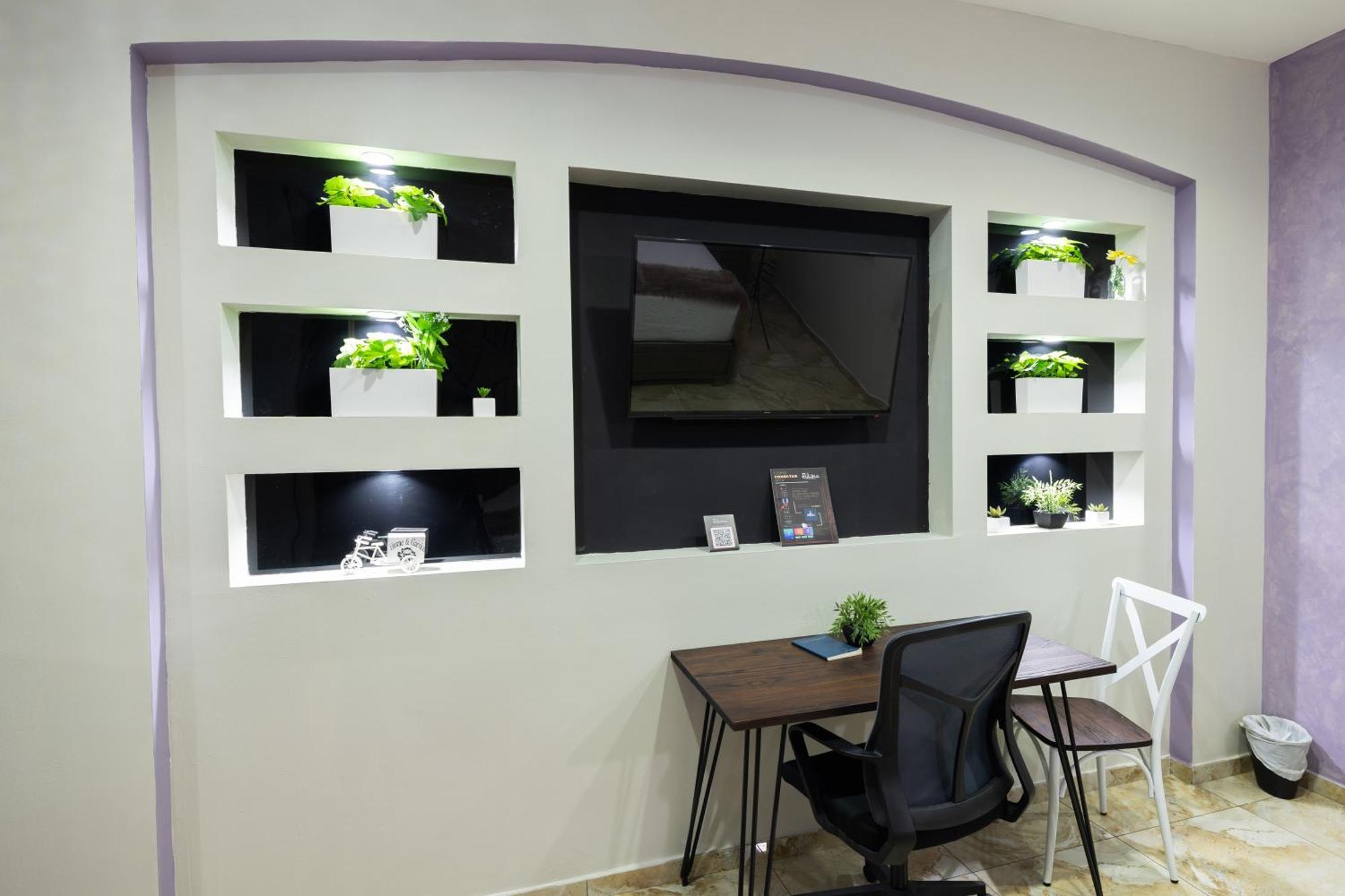 Basha Hotel & Restaurant 산페드로술라 외부 사진